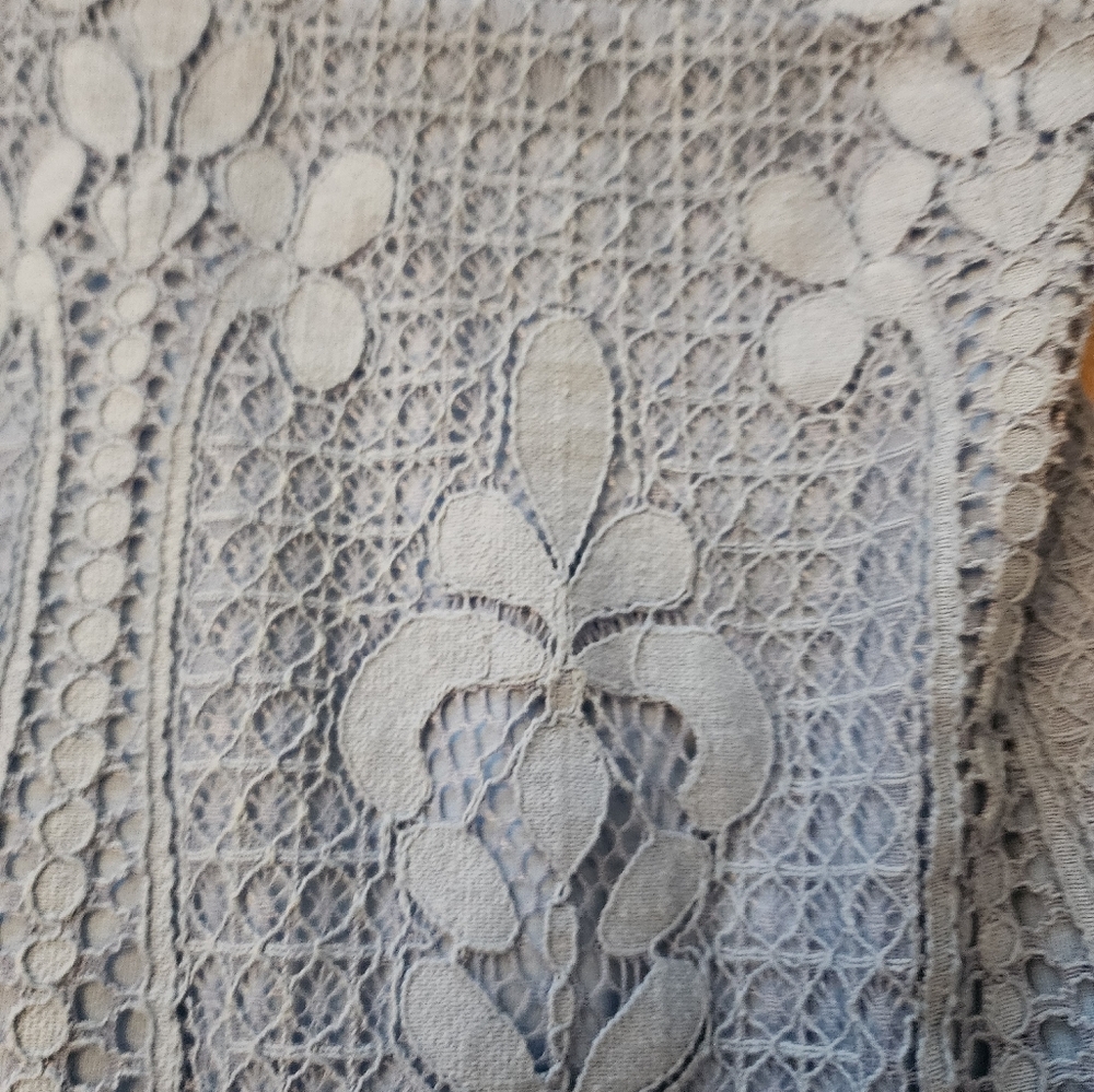 Dress - Picture 2 of 10